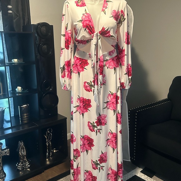 Plus Size -2pc Floral Skirt Set - Picture 2 of 14